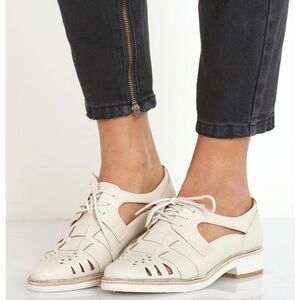DC By Dolce Vita Pepita Oxford, Bone